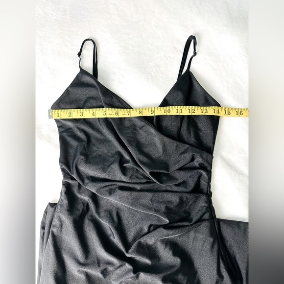 La Scala Long Dress Pleated Spaghetti Strap Side Leg Slit Size Small - Picture 8 of 9